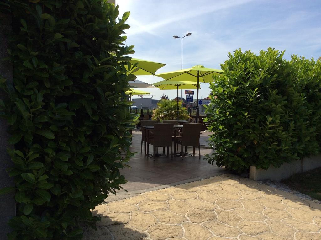 Le Logis De La Lys Hotel Aire-sur-la-Lys Ngoại thất bức ảnh