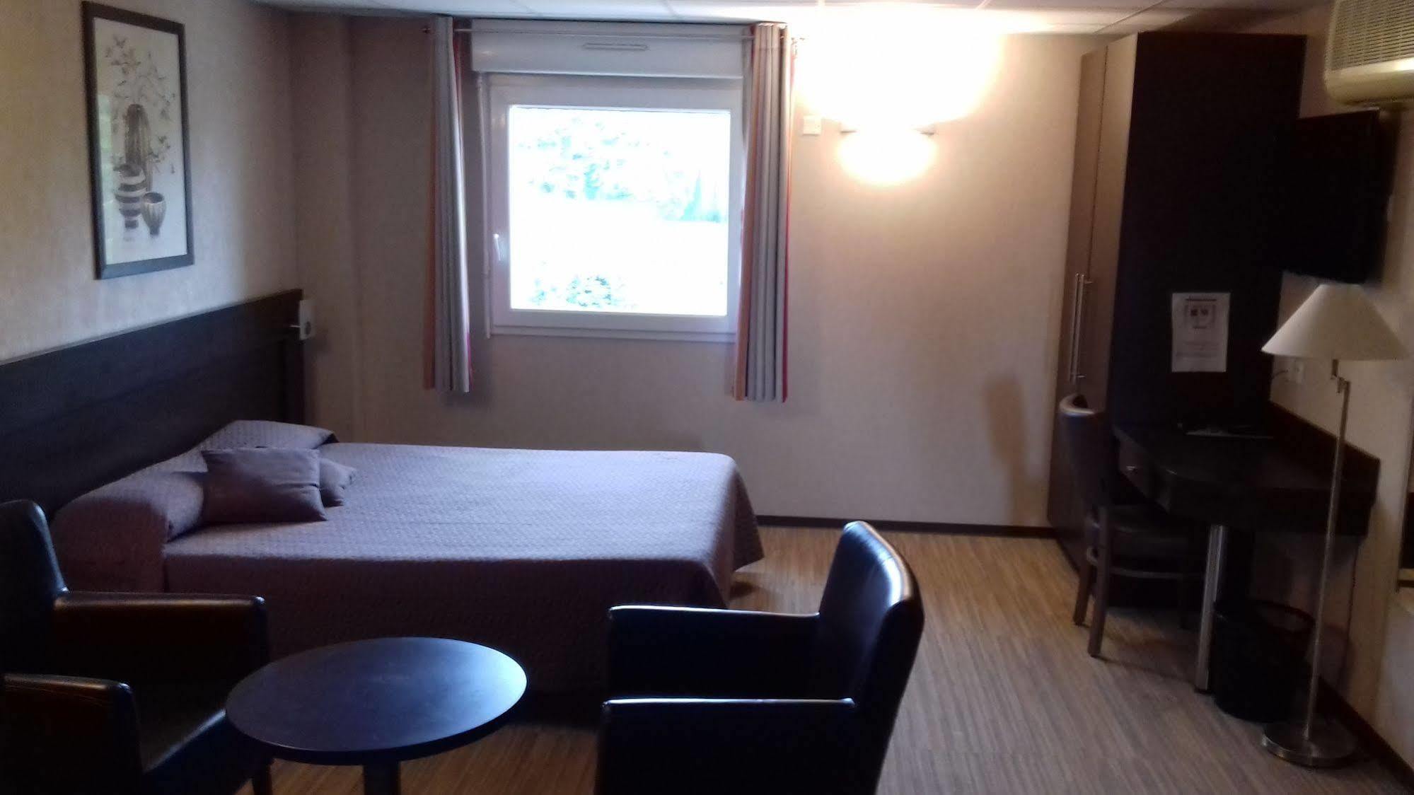 Le Logis De La Lys Hotel Aire-sur-la-Lys Ngoại thất bức ảnh