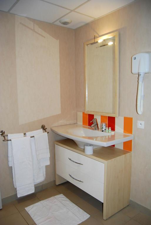 Le Logis De La Lys Hotel Aire-sur-la-Lys Phòng bức ảnh